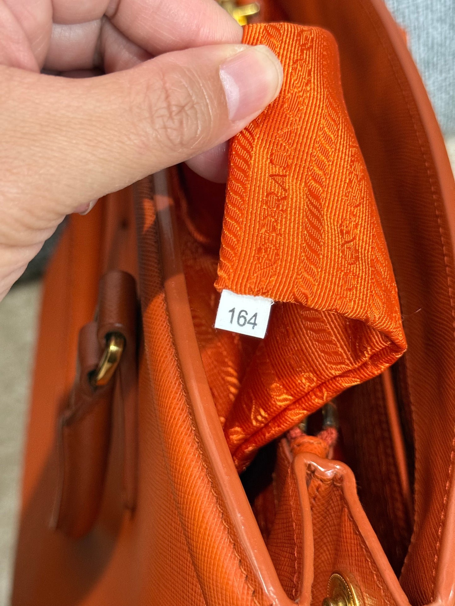 🍊 👜 Prada Galleria Saffiano leather bag in Orange 👜 🍊