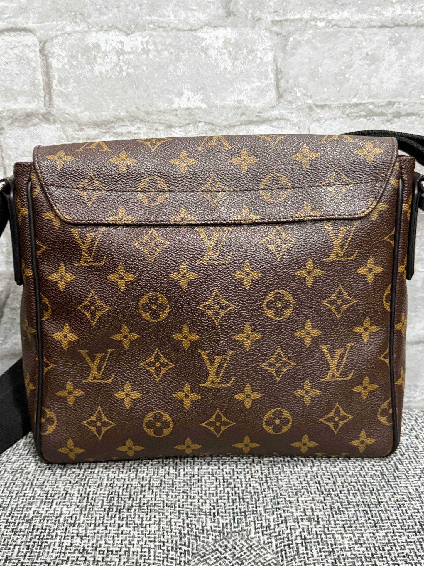 Louis Vuitton 2014 District PM in Monogram