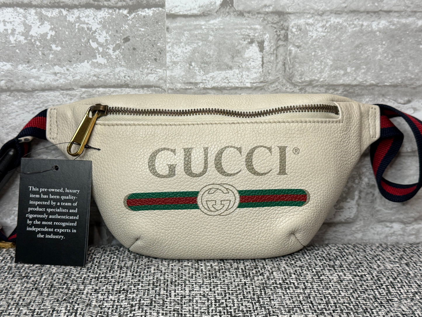 Gucci Small Logo Print Leather Belt Bag in white